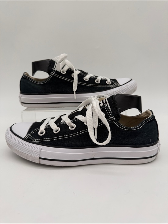 Converse Shoes - Converse Chuck Taylor All Star Black Unisex Womens Size 6 / Mens Size 4 Low Rise